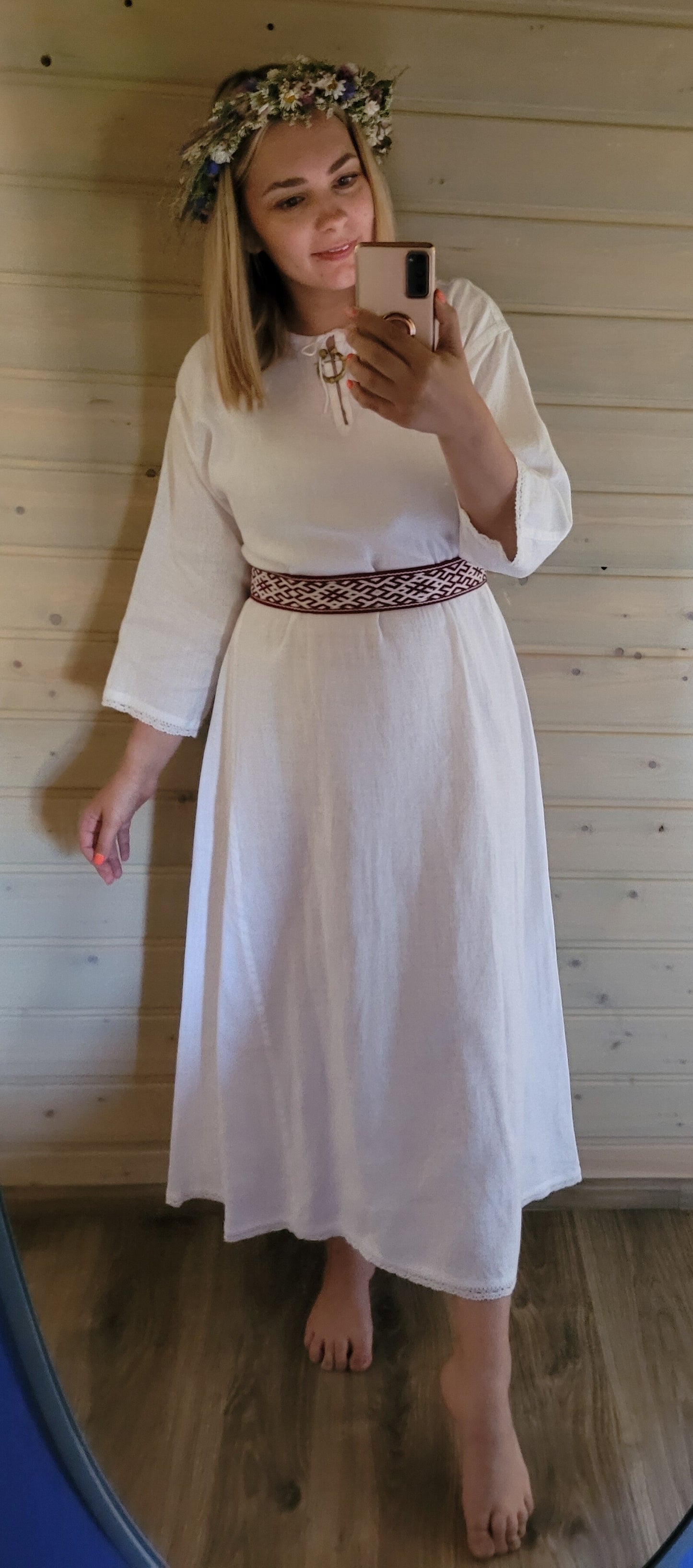 Sieviešu kleita lina balta 48-50 izm