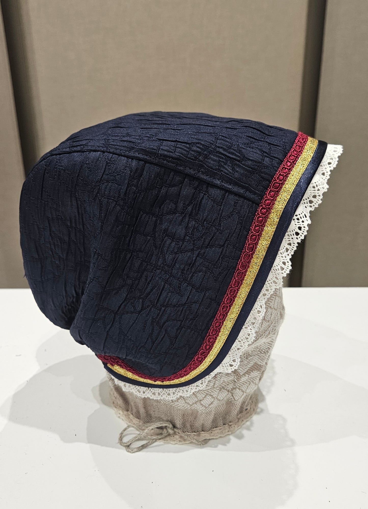 Kurzemes aube tumši zila, izmērs M