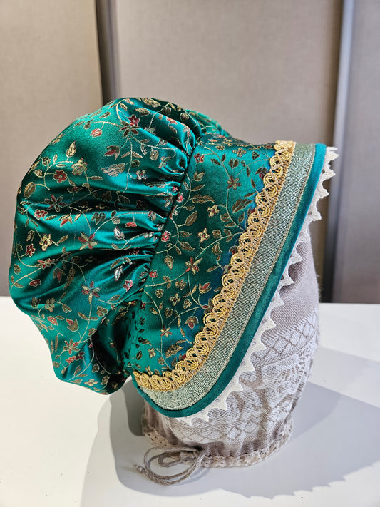 Kurzemes aube zaļa ar ziediem, izmērs L