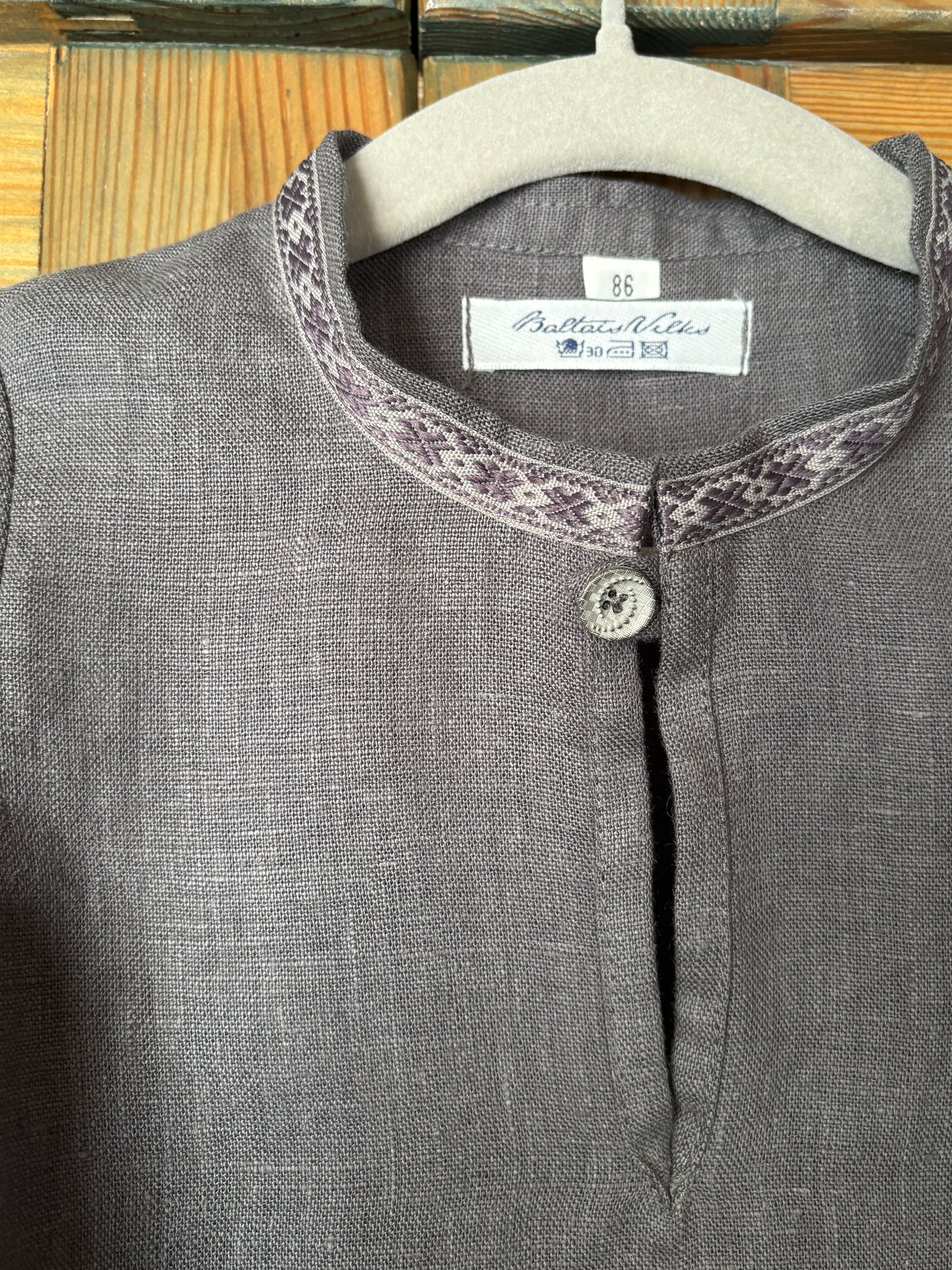 Zēnu lina krekls tumši pelēks ar rakstainu krādziņu 86 izm