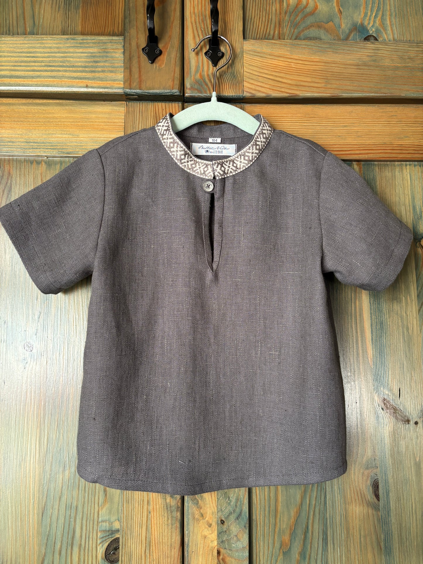 Zēnu lina krekls tumši pelēks ar rakstainu krādziņu 104 izm