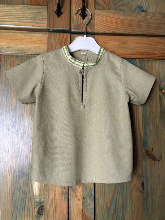 Zēnu lina krekls olīvzaļš ar rakstainu krādziņu 92 izm