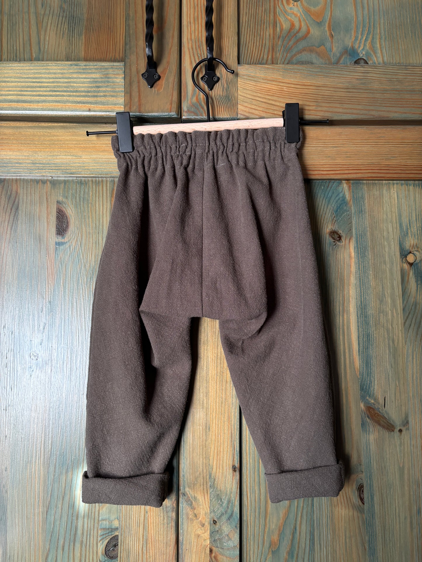 Zēnu bikses tumši haki zaļas harēmtipa 86 izm