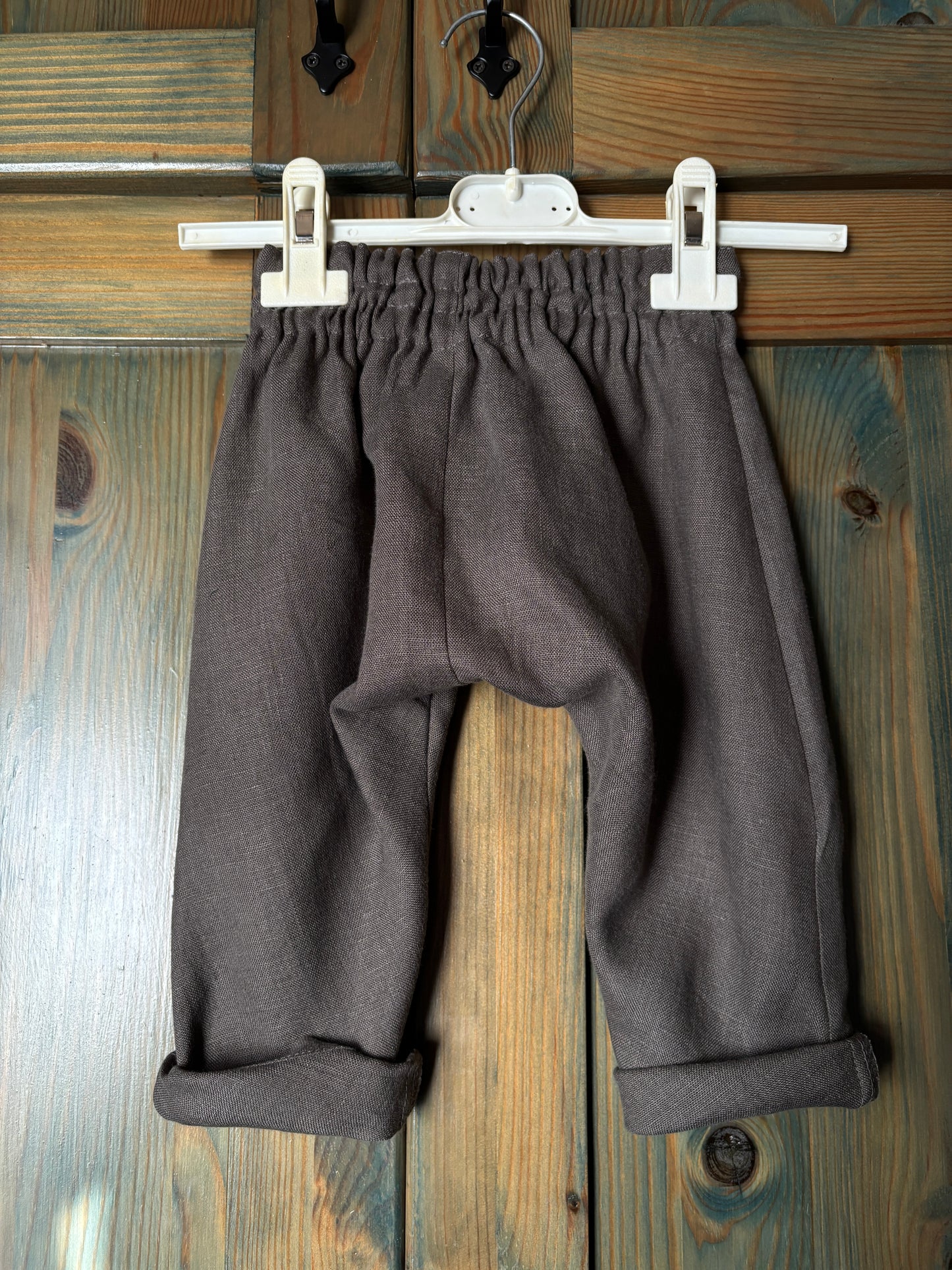 Zēnu lina bikses tumši brūngani pelēkas harēmtipa 68 izm