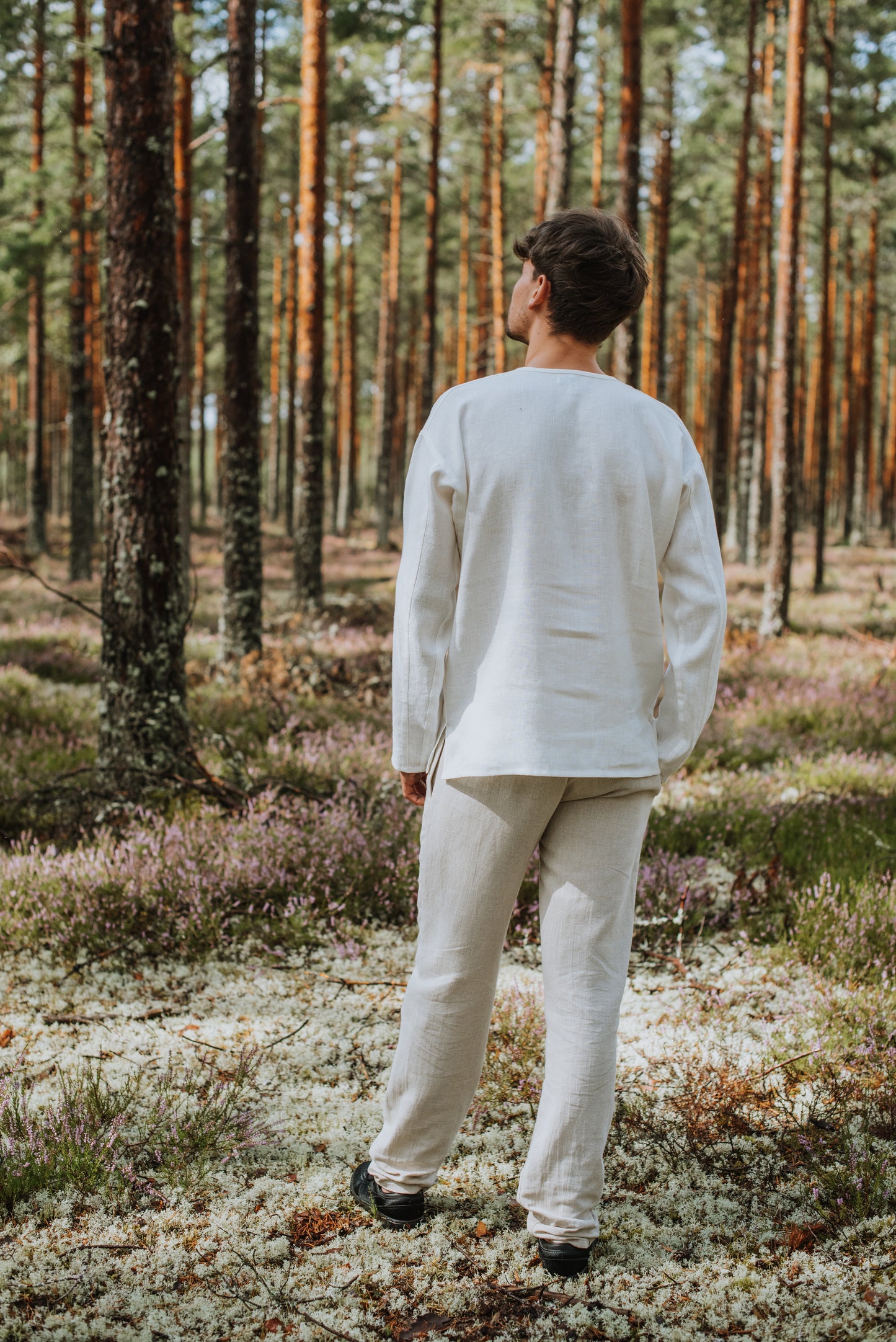 Vīriešu krekls lina balts bez aizdares M-L