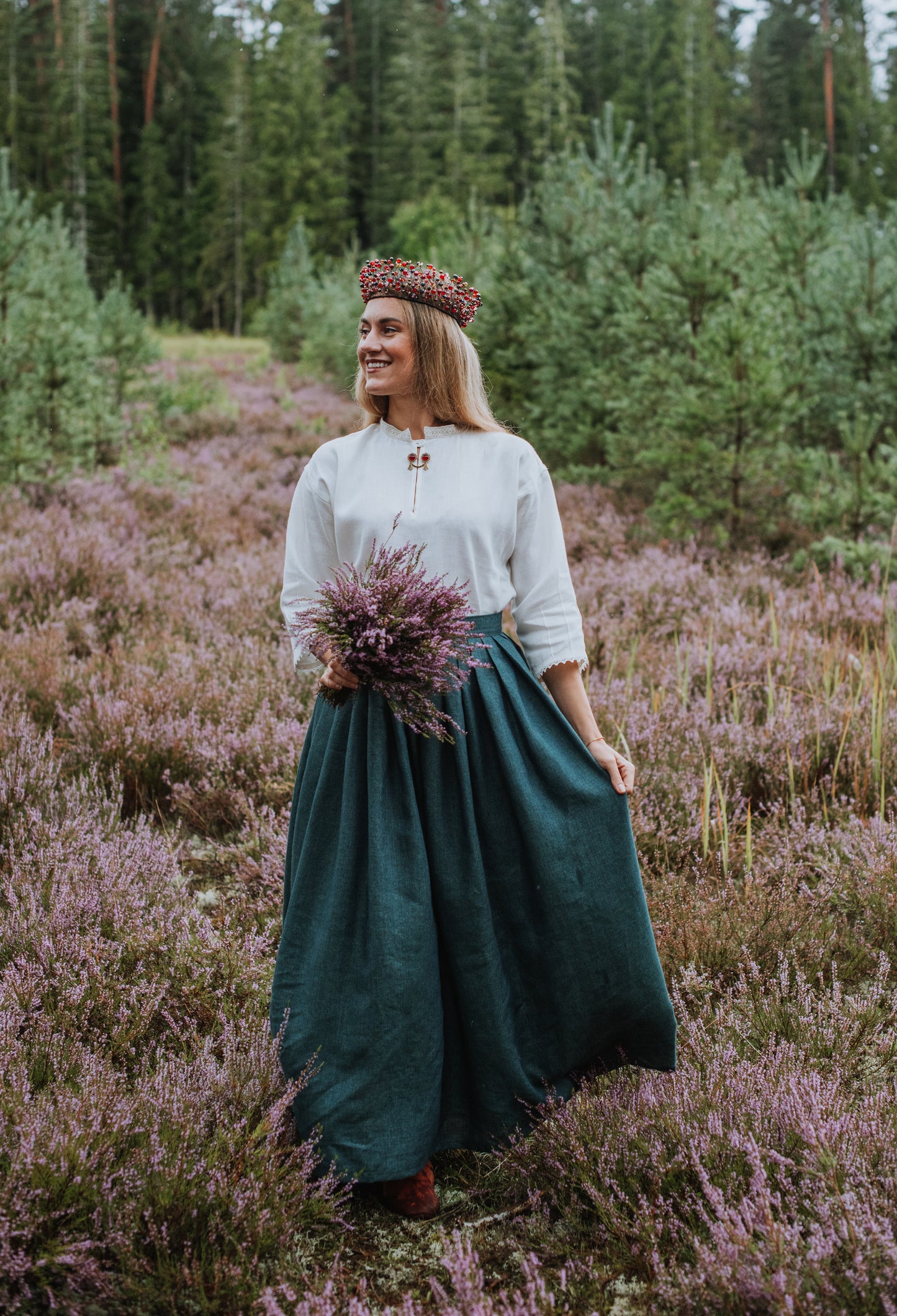 Sieviešu svārki zaļi zili melanža 40-44 izm