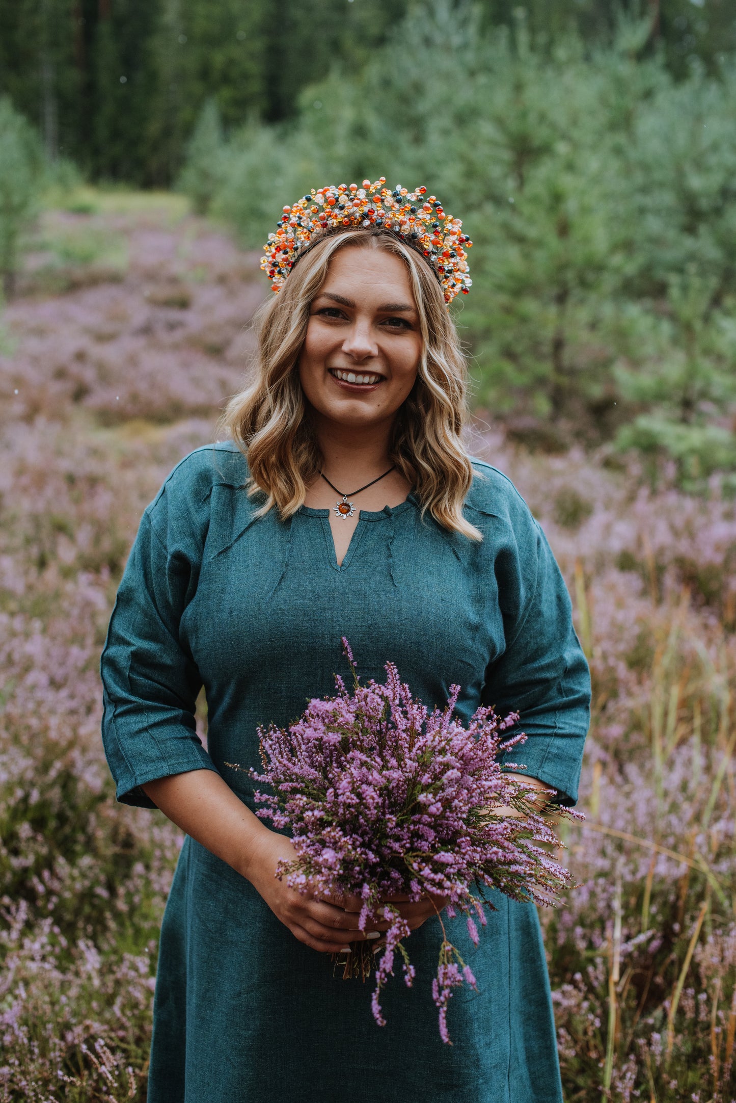 Sieviešu kleita lina zili zaļa melanža 42-50 izm